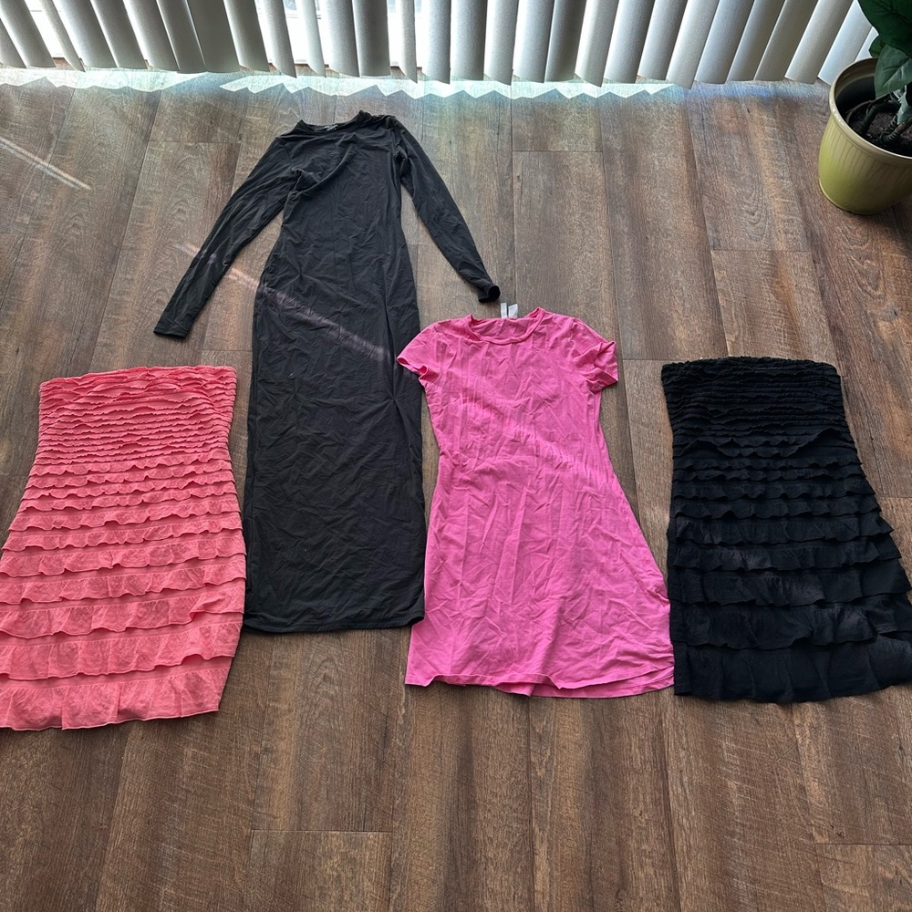 SKIMS 4 dresses bundle!
